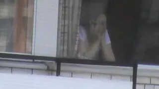 갈색 머리 주인공과 엉덩이를 위해 당신은 후회하지 않을 것입니다