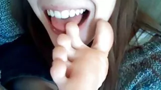 교사는 아시아 학생에 음부