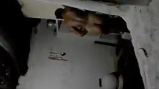 가슴에서 점프 뚱뚱한 사람이 남근