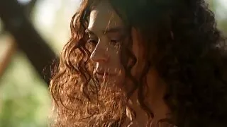 아름다움와 유리 구부러진 강아지 스타일에 대한 보지 침투